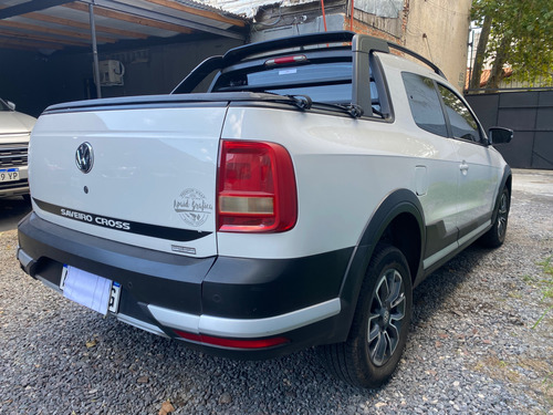 Volkswagen Saveiro Saveiro 1.6 cross
