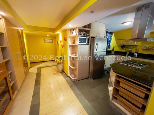 Apartamento Con Terraza Excelente Ubicación!!! En Alquiler La Carlota I