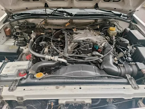 Nissan Pathfinder 3.3 R50 Ancha