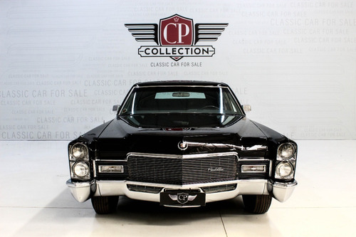 Imagem 2 de 11 de Cadillac Limousine