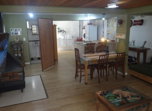Sítio Para Venda Em Nova Friburgo, Debossan, 2 Dormitórios, 1 Suíte, 2 Banheiros, 2 Vagas - 160_2-964456