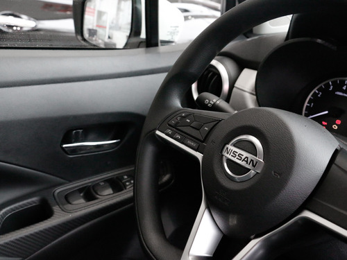 Imagem 14 de 14 de Nissan Versa Sense 1.6 (flex)