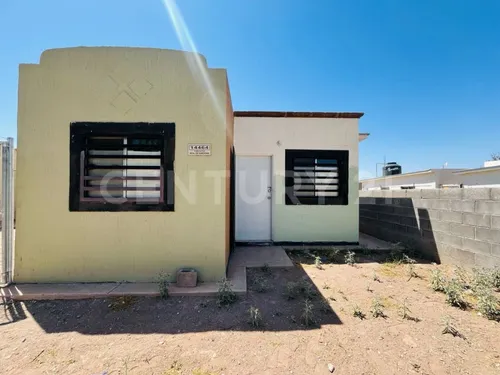 Casa En Venta, Circuito Real De Gardenia, Chihuahua, Chihuahua