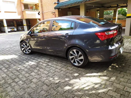Kia Rio 1.2 4 p
