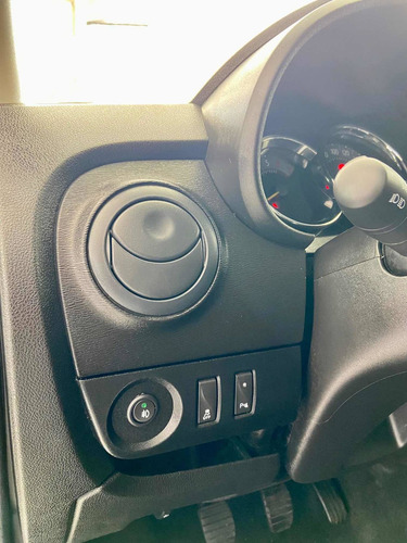 Imagen 17 de 24 de Renault Kangoo 2020 Ii Express Confort 1.6 Sce Autoargentina