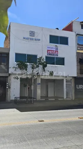 Locales, Oficinas Ó Bodegas En Venta - Enrique Dias De Leon Y Plan De San Luis