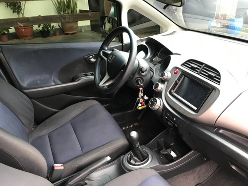 Imagem 7 de 9 de Honda Fit Lx 1.4 Mecanico 2014 Bx Km