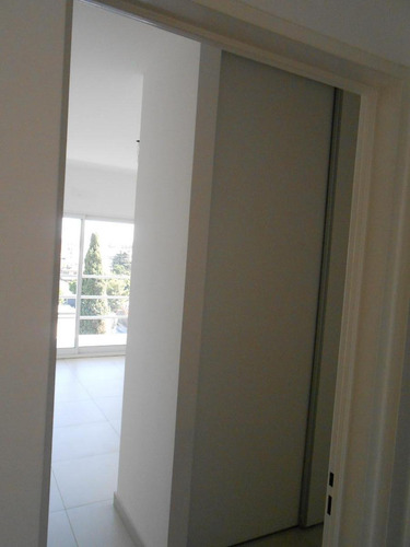 Imagen 10 de 20 de Departamento De 2 Amb. Con Balcon A Estrenar