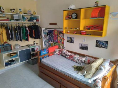 Imagem 4 de 12 de Casa No Bairro Jardim Ribamar, Em Peruíbe, Litoral Sul De São Paulo, Localizada No Lado Praia À 1.000 Metros Do Mar. Imóvel Com 148,8 M² De Terreno Sendo 109 M² De Área Construída. Possui Vaga Para 02
