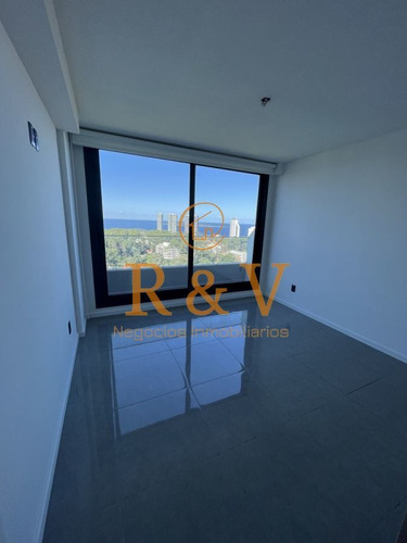 Imagen 7 de 10 de Lindo Apartamento En Venta A Estrenar, Torre Gaudi