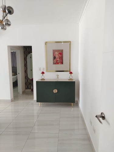 Apartamento Amueblado En Venta En Evaristo Morales