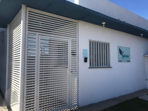 Imagem 2 de 8 de Vende-se Apartamento Padrão - 3730