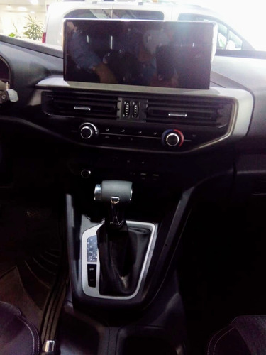 Peugeot Landtrek 2021 2.4l Cabina Doble 4x2