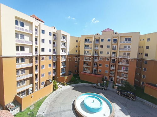 Apartamento En Venta, Avenida Intercomunal Maracay-turmero 24-14363 Yr