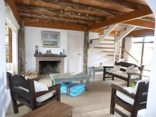 Imagen 4 de 12 de Casa En Venta En El Chorro, La Barra, Punta Del Este