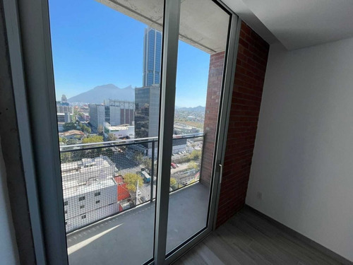 Imagen 6 de 14 de Departamento En Venta En Centro En Monterrey
