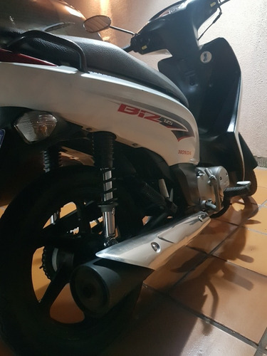 Imagem 4 de 8 de Honda Biz Ex 125