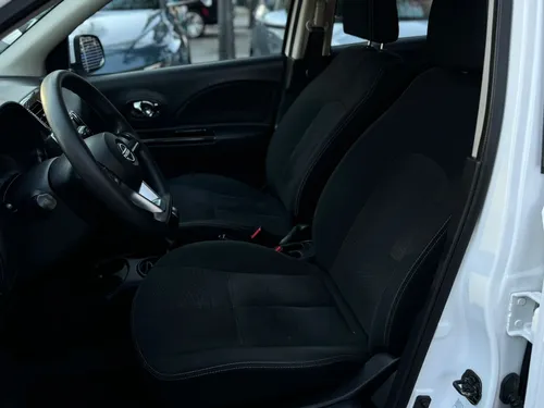 Nissan March 1.6 Advance Mt