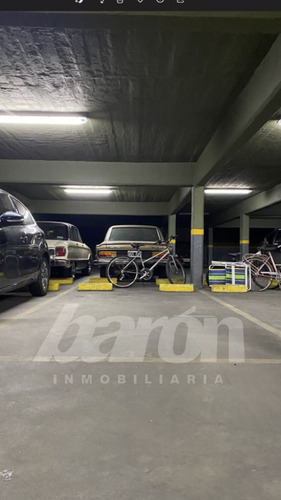 Cochera En Venta En Lomas De Zamora