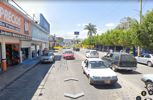 Imagen 4 de 5 de Local De 30 Mts Casi Frente A Sec. Benito Juárez En Jojutla