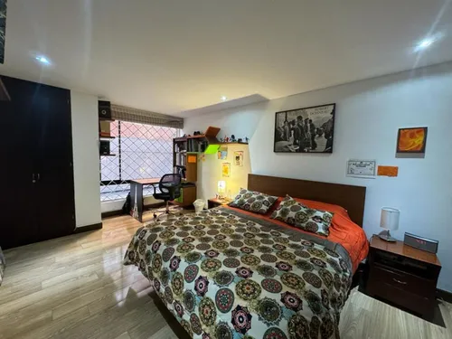 Apartamento En Venta En San Patricio. Cod V13601