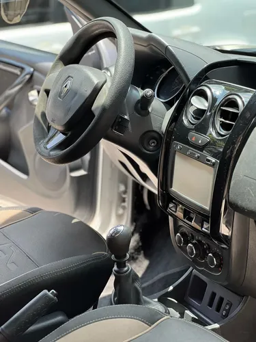 Renault Duster Oroch 2.0 Dynamique