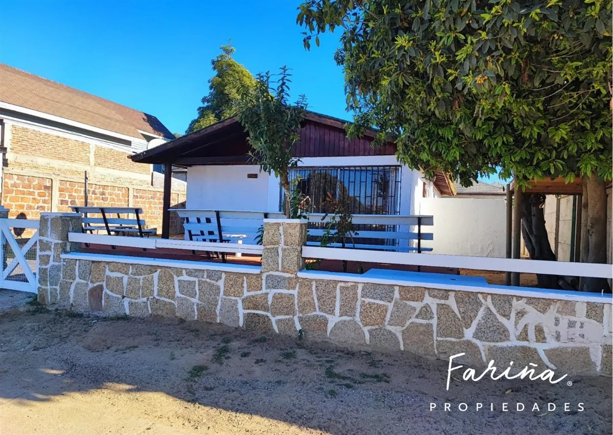 Imagen 1 de 19 de Casa En Venta De 5 Dorm. En Algarrobo