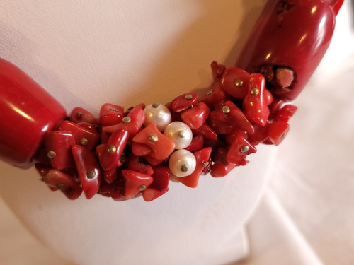 Imagen 2 de 3 de Collar Gargantilla Cadena Coral Rojo Natural Y Perlas De Río