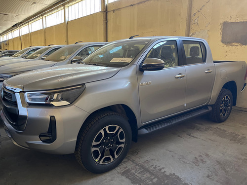 Toyota Hilux Pick-Up 2.8 Cd Srv 204Cv 4X4 At