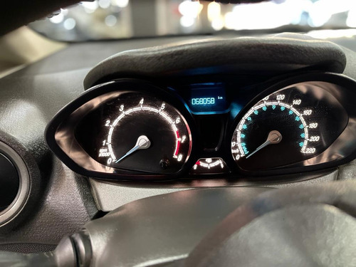 Imagen 11 de 11 de Ford Fiesta 1.6l S Plus