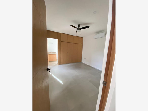 Imagen 11 de 12 de Casa Sola En Renta Temozon Norte
