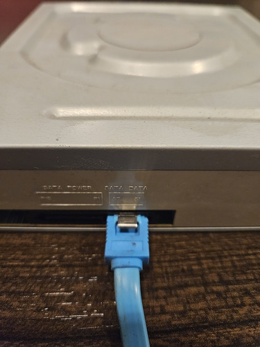 Lectora Grabadora Cd Y Dvd Sony Ad-7260s, Con Cable Sata Inc