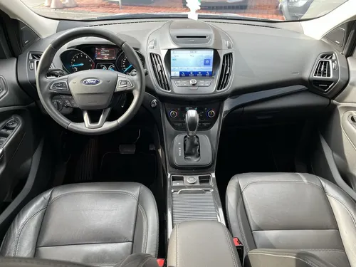 Ford Escape TITANIUM TURBO SEC 2,0 4X4