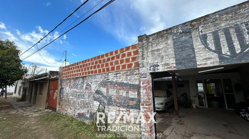 Casa Venta Dos Ambientes Con Patio, Resistencia
