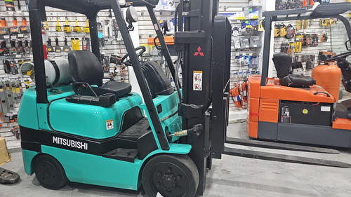Montacargas Mitsubishi Triple Mastill Gas 5,000 Libras