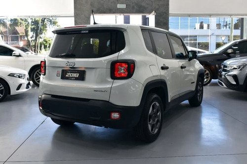Imagen 4 de 14 de Jeep Renegade 1.8 Sport