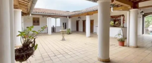 Venta De Hotel En Cubiro