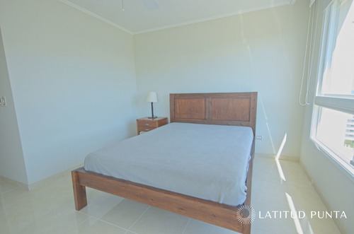 Imagen 18 de 30 de Apartamento En Le Jardin, 3 Suites Más Dependencia