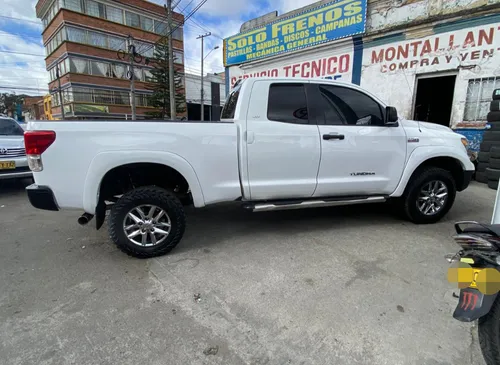 Toyota Tundra 5.7 Crewmax Limited