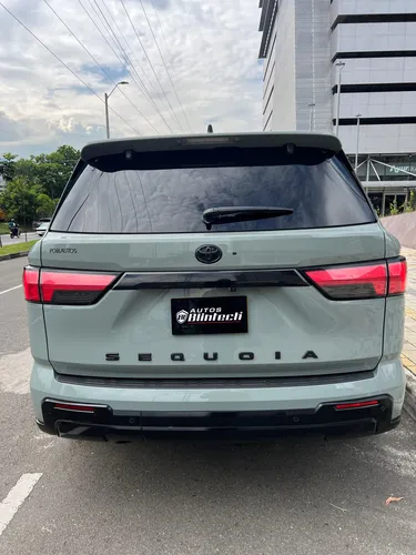 Toyota Sequoia 3.5 V6 Platinum