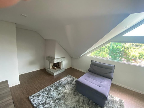 Imagem 8 de 19 de Sobrado Com 4 Dormitórios À Venda, 157 M² Por R$ 930.000,00 - Água Verde - Curitiba/pr - So0054