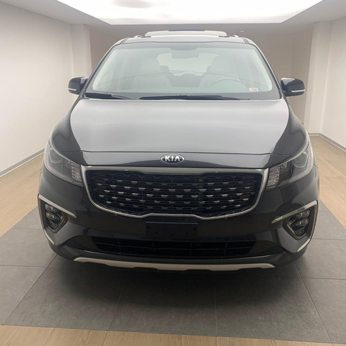 Kia Carnival 2.2 Premium Con Doble Techo 2021