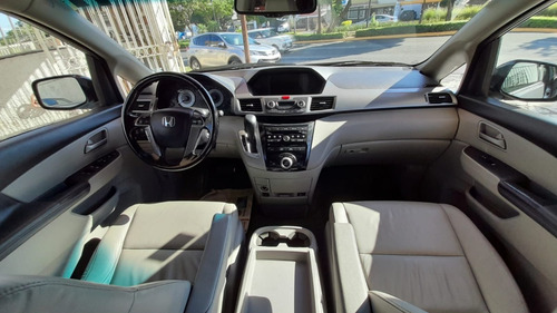Imagen 11 de 15 de Honda Odyssey Exl 2011