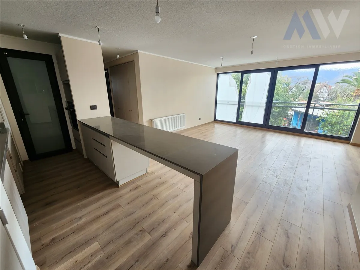 Imagen 3 de 23 de Departamento En Venta De 2 Dorm 2 Bañ. En Providencia