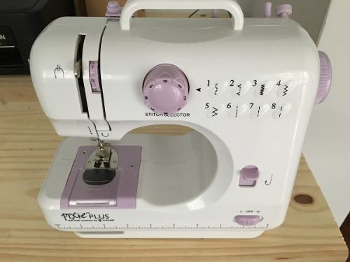 Máquina de coser Singer Pixie Plus portable