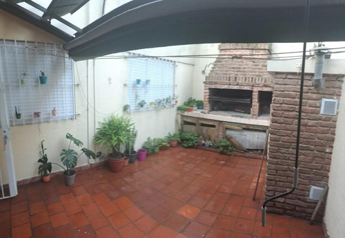 Ph En Venta - 2 Dormitorios 1 Baño - 69mts2 - Monte Grande