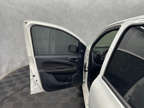 Fiat Uno 1.0 Attractive Flex 5p