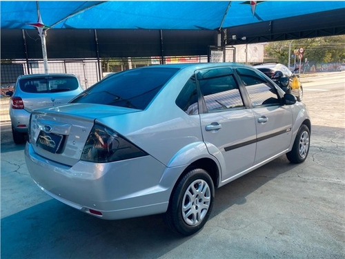Imagem 5 de 7 de Ford Fiesta 1.6 Rocam Se Sedan 8v Flex 4p Manual