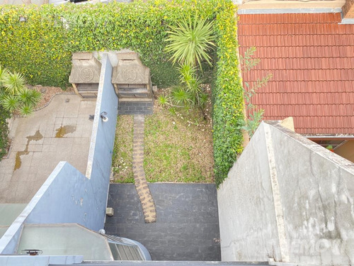 Imagen 30 de 30 de Triplex 5 Ambientes Con Jardin Parilla Terraza Y Cocheras - Liniers