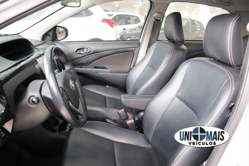 Imagem 6 de 15 de Etios 1.5 Xls Sedan 16v Flex 4p Automático